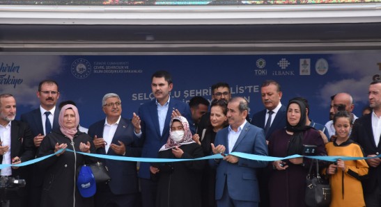 Bakan Kurum'dan Mansur Yavaş'a Ankapark tepkisi! 'Hiç mi içiniz sızlamadı?'